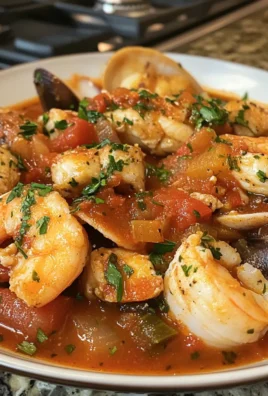 Coastal Comfort Seafood Stew: Easy Savory Cioppino Recipe to Savor