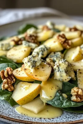 Delicious Fresh Winter Salad with Spinach, Apple, Gorgonzola & Walnuts